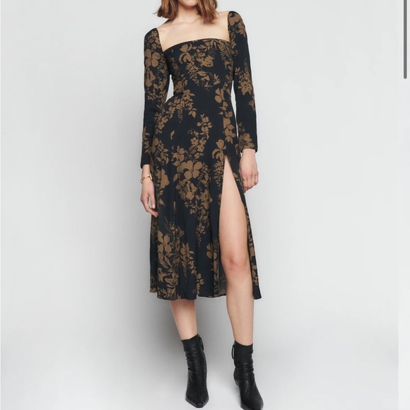 Reformation Dresses & Skirts - Sigmund Dress